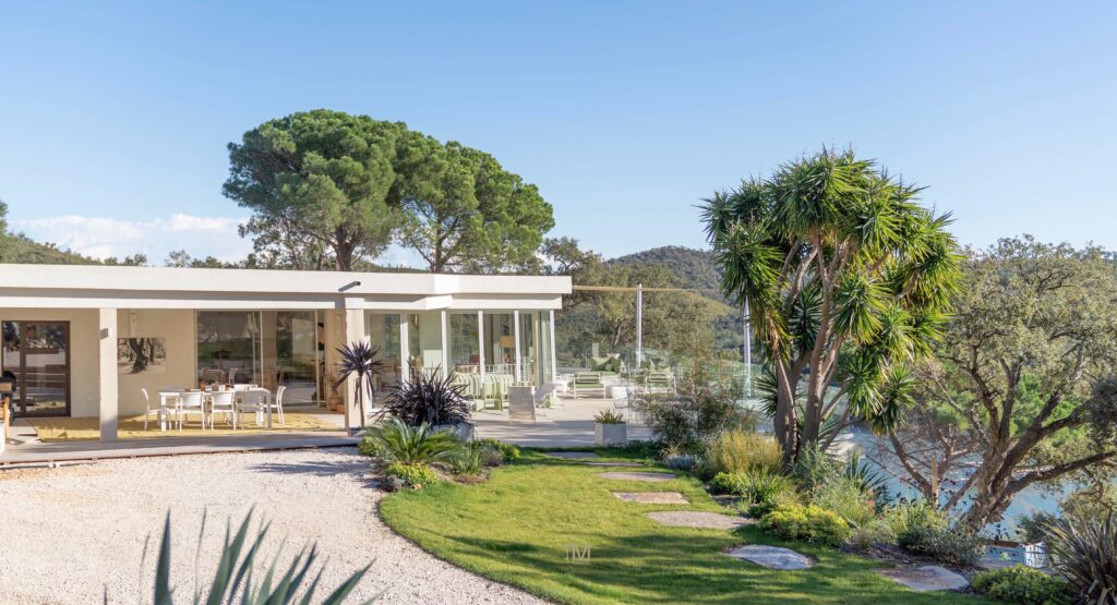 VILLA LE DOMAINE DES TUILLIERES — villa de luxe Bormes-les-mimosas - Côte d'Azur