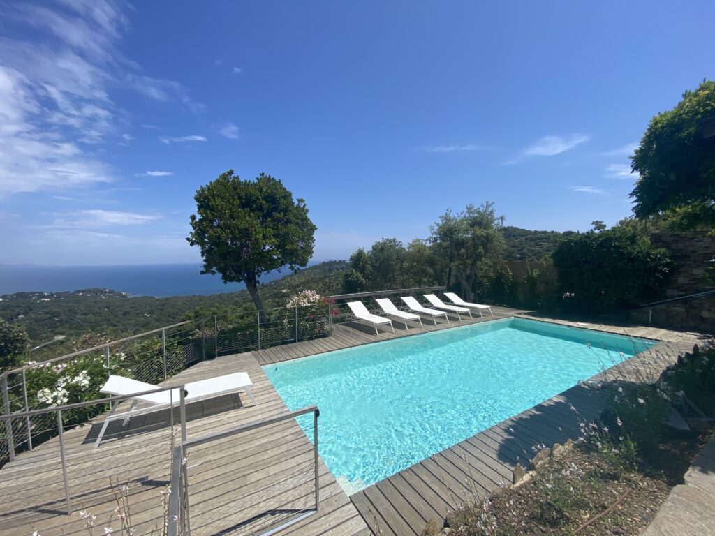 VILLA LES VOILES — villa de luxe GAOU BENAT - Bormes-les-mimosas - Côte d'Azur