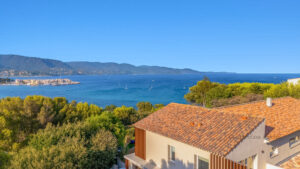 GAOU BENAT VUR MER BORMES_LES_MIMOSAS